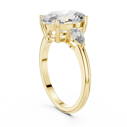 Oval Cut Engagement Ring
